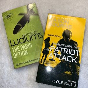 ☄️2/$15 ☄️ Covert one books action robert ludlum